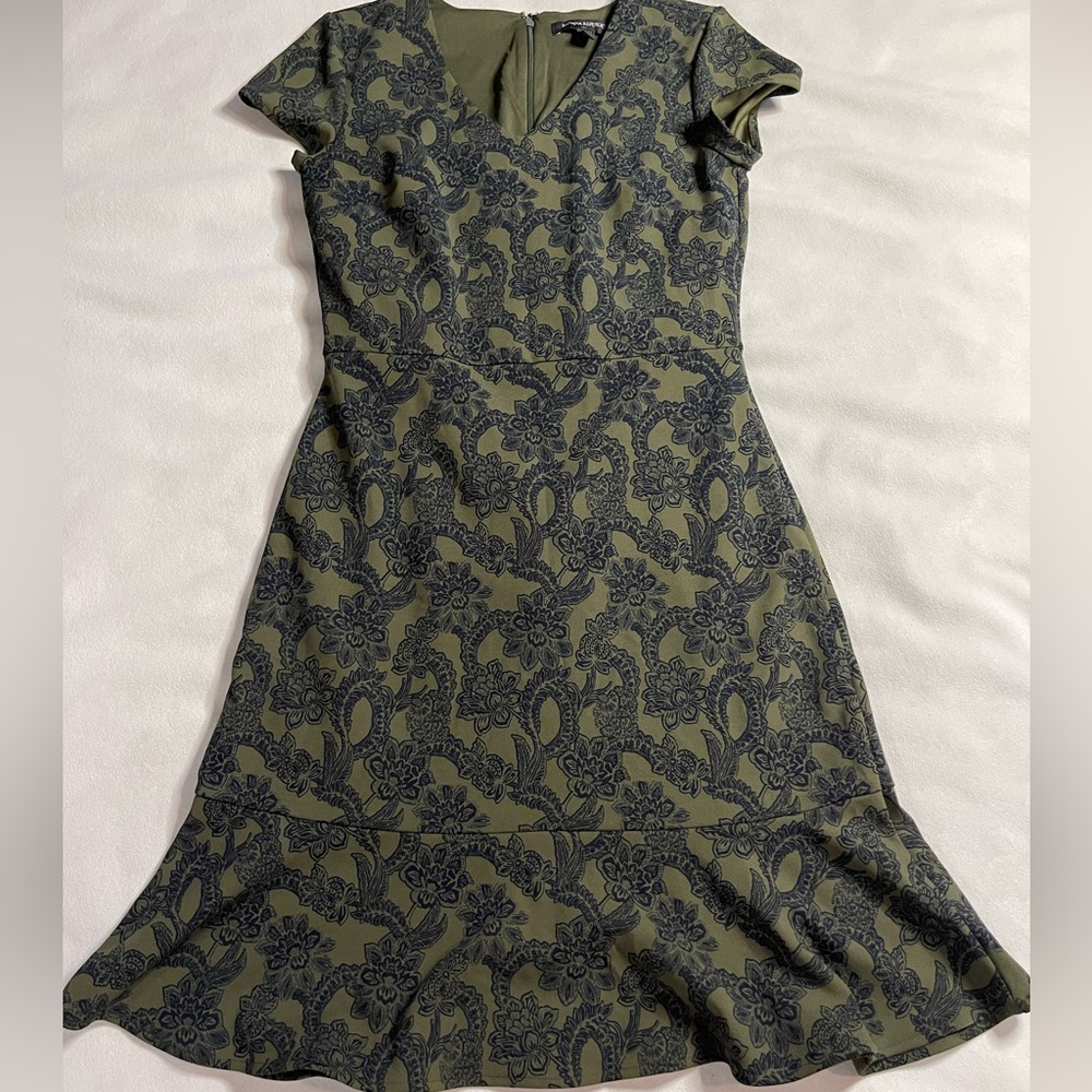 Banana Republic Green Floral Patterned‎ Dress